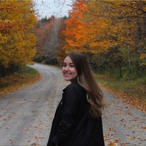 Meet your Posher, Megan